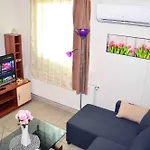 Lorabel Apartmanhaz Heviz