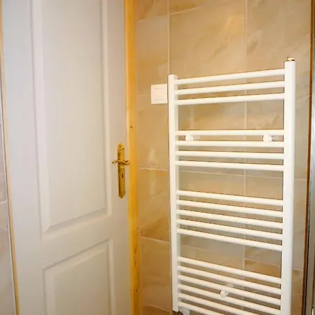 Appartement Lorabel Apartmanhaz *