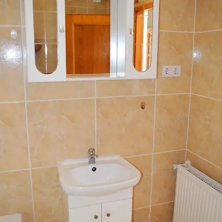 Apartment Lorabel Apartmanhaz