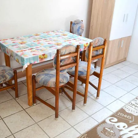 Lorabel Apartmanhaz Appartement *