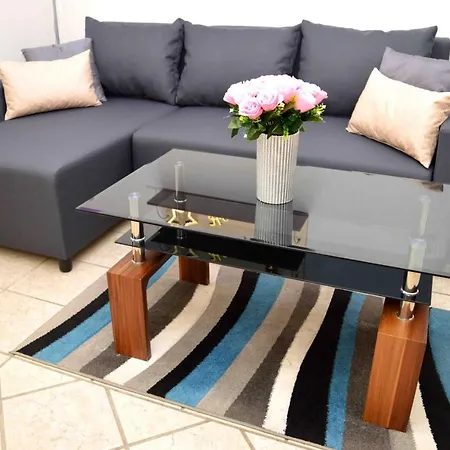 Appartement Lorabel Apartmanhaz Hévíz