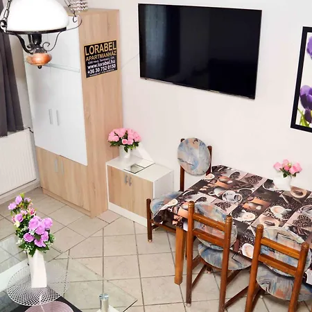 Appartement Lorabel Apartmanhaz *