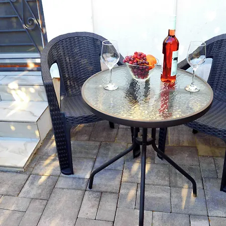 Lorabel Apartmanhaz Apartment
