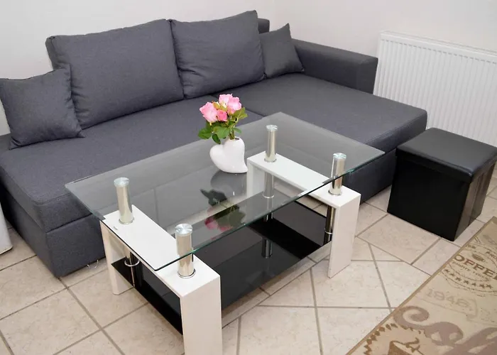 דירה Lorabel Apartmanhaz