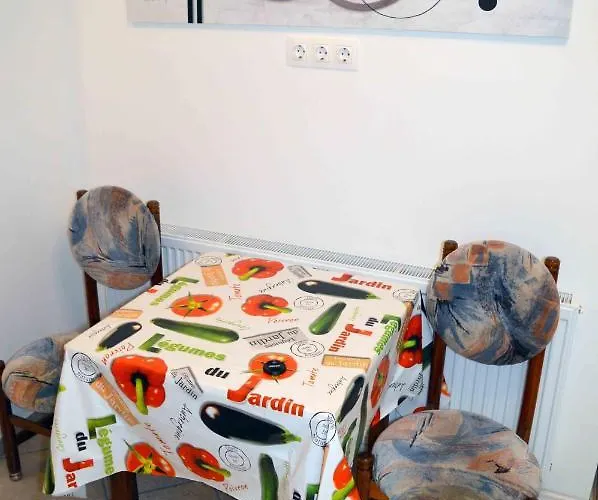 Lorabel Apartmanhaz * Hévíz