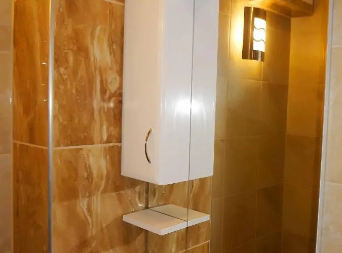 דירה Lorabel Apartmanhaz