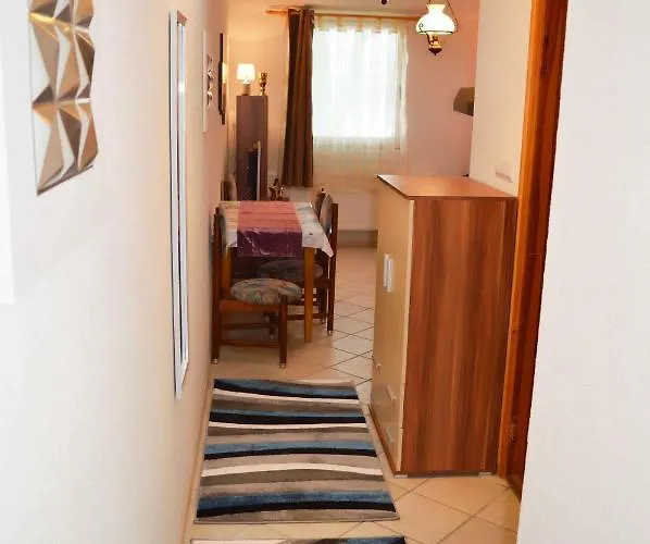 Διαμέρισμα Lorabel Apartmanhaz Hévíz