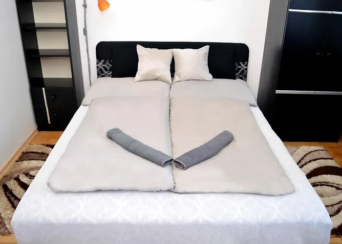 Lorabel Apartmanhaz Hévíz