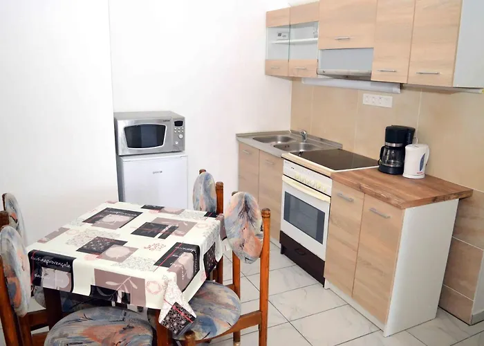 Διαμέρισμα Lorabel Apartmanhaz Hévíz